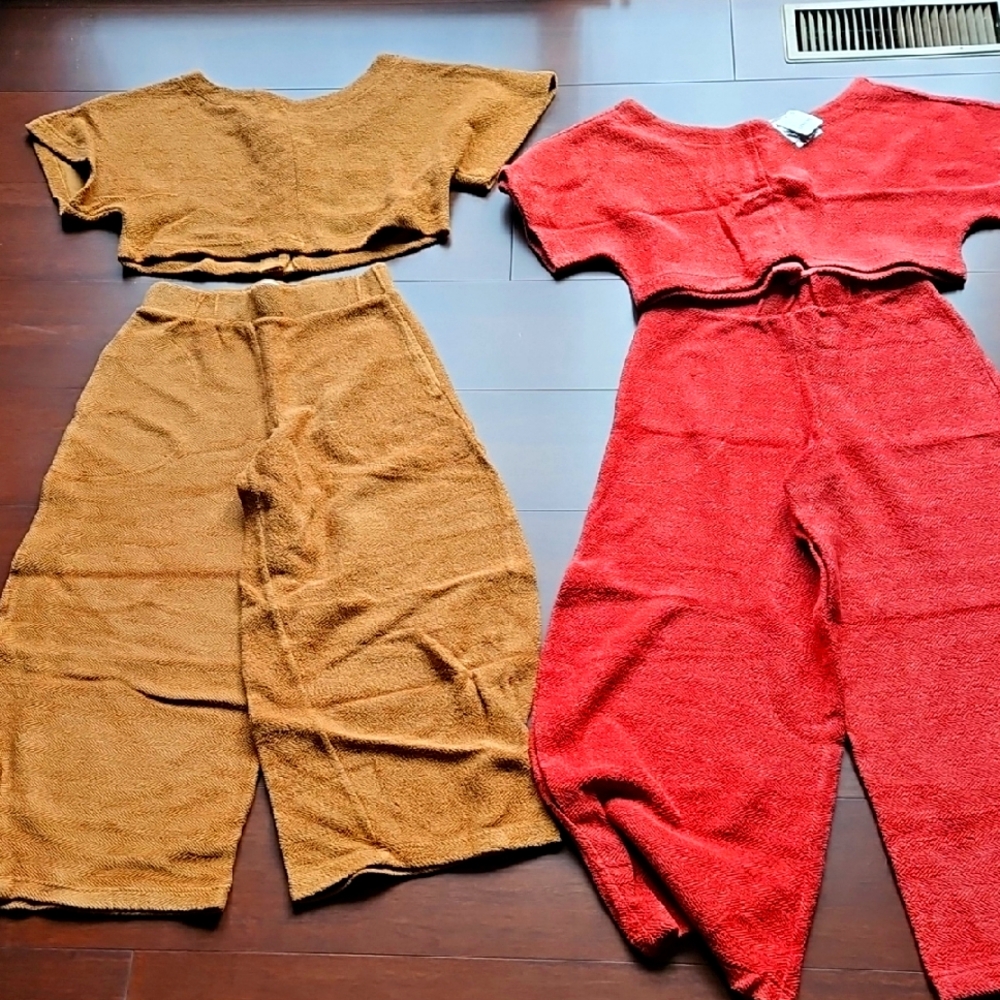 Stylish Women's Two-Piece Set in Red and Brown